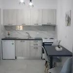 Milias Apartment's アパート