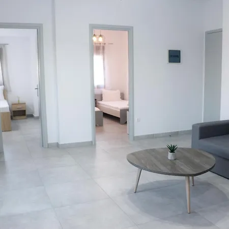 アパート Milias Apartment's イエリソス